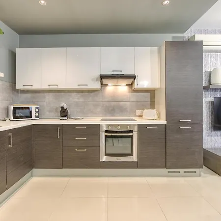 Cosy & Stylish 3br In The Heart Of St'julians By 360 Estates דירה