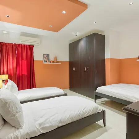 Apartman Cosy & Stylish 3br In The Heart Of St'julians By 360 Estates San Ġiljan