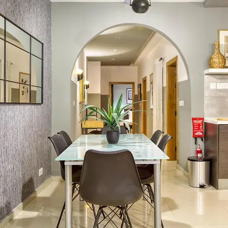 Cosy & Stylish 3br In The Heart Of St'julians By 360 Estates Apartman *