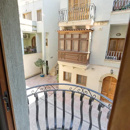 Apartman Cosy & Stylish 3br In The Heart Of St'julians By 360 Estates *